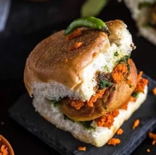 Vada Pav in Delhi